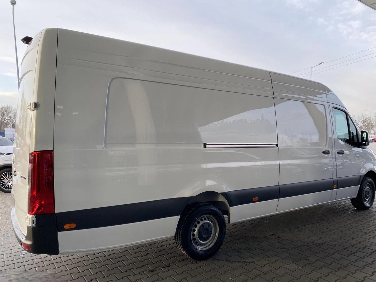 MERCEDES-BENZ Sprinter 317 CDI Lang-image-1
