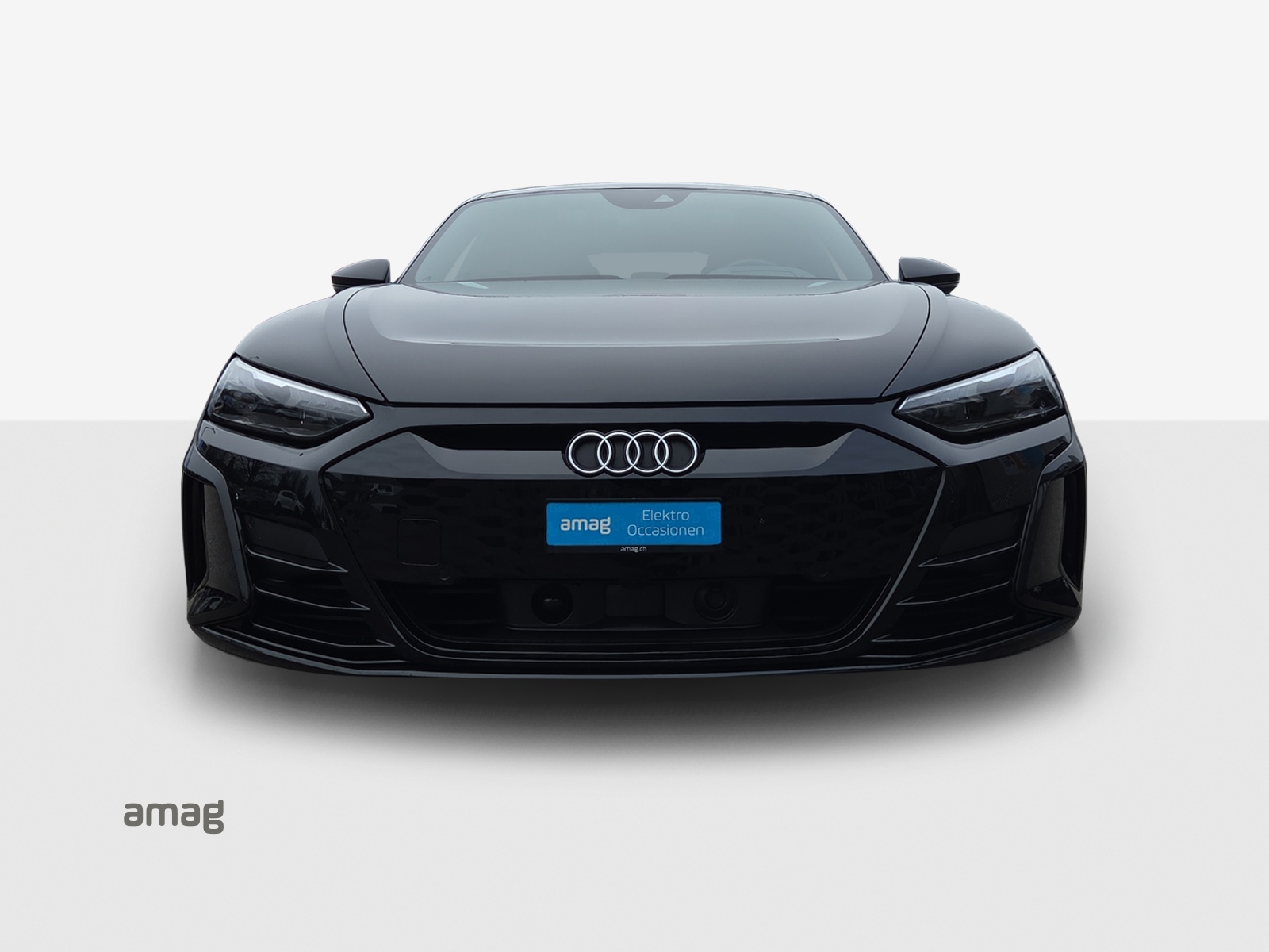 AUDI e-tron GT quattro-image-7