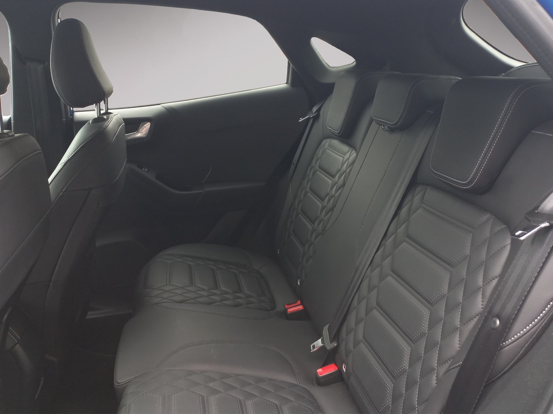 FORD Puma 1.0 MHEV ST-Line Vignale-image-10