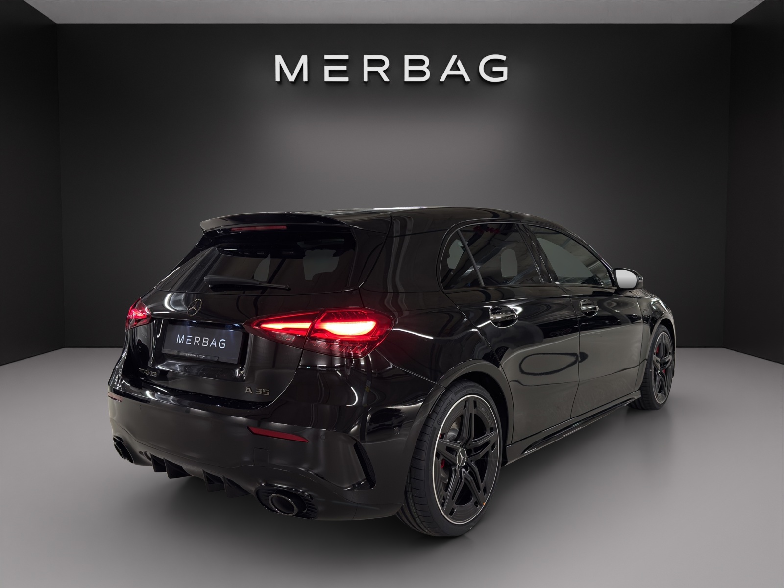 MERCEDES-BENZ A AMG 35 4Matic 8G-DCT-image-6