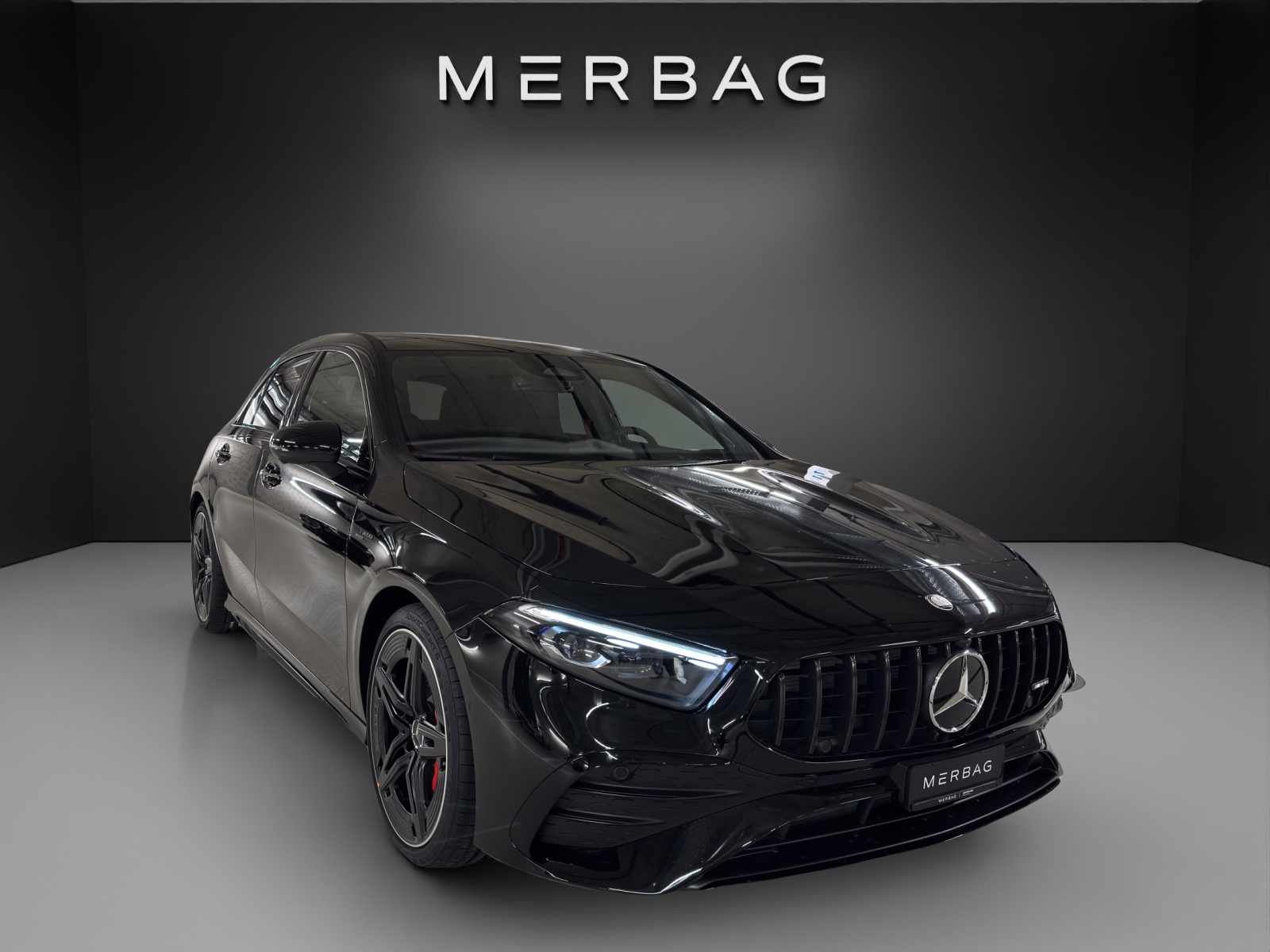 MERCEDES-BENZ A AMG 35 4Matic 8G-DCT-image-0