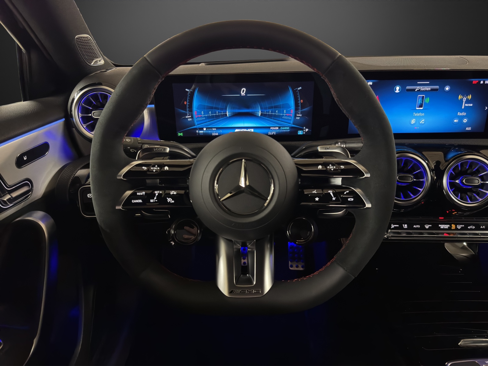 MERCEDES-BENZ A AMG 35 4Matic 8G-DCT-image-12