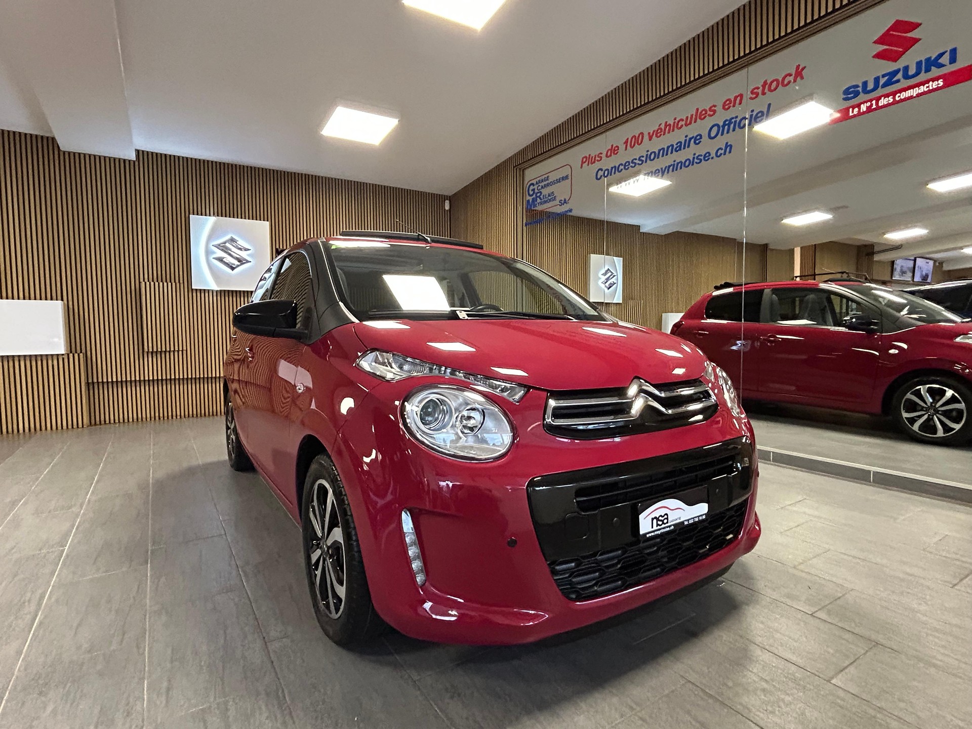 CITROEN C1 1.0 VTi Shine Airscape ETG-image-3