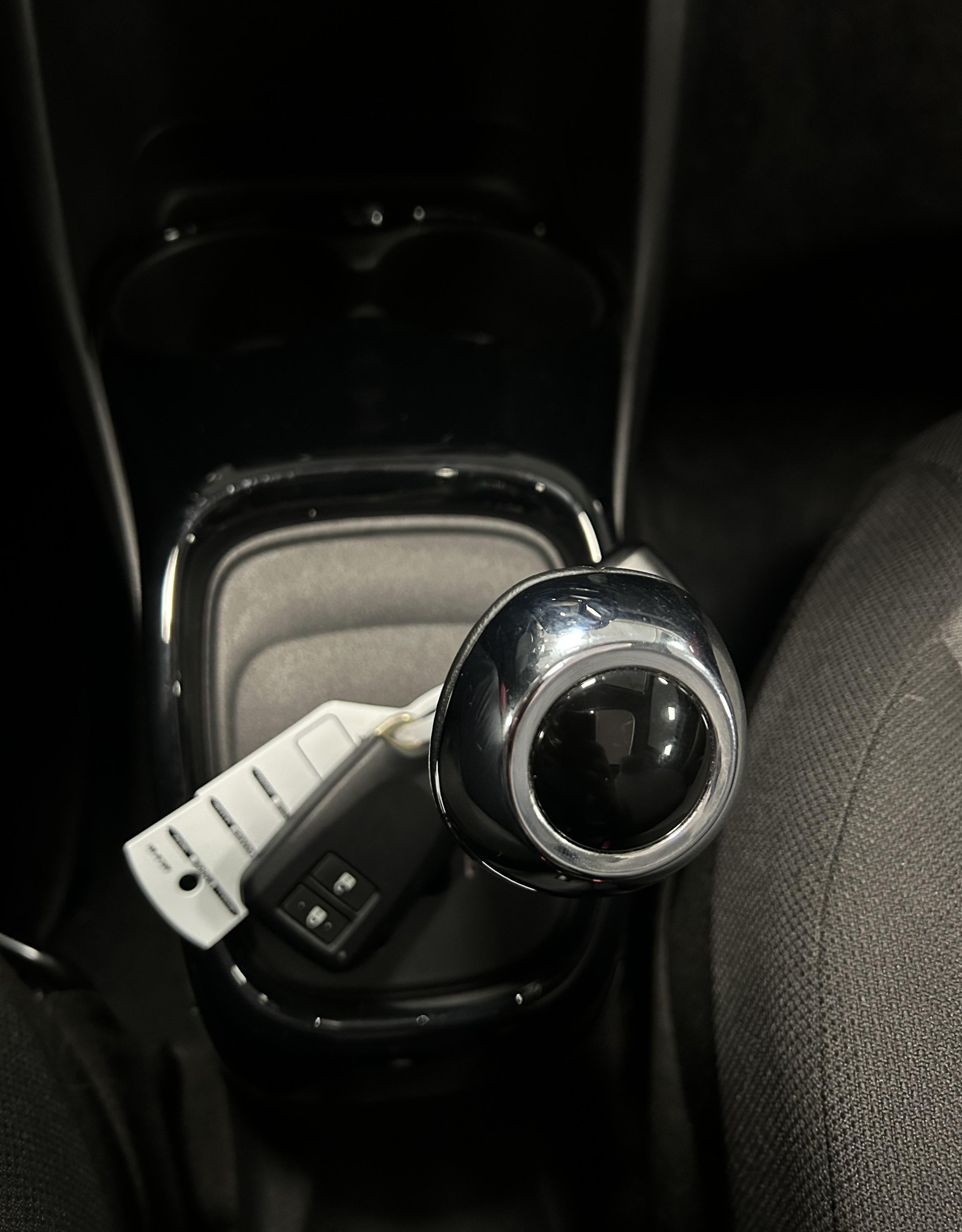 CITROEN C1 1.0 VTi Shine Airscape ETG-image-11