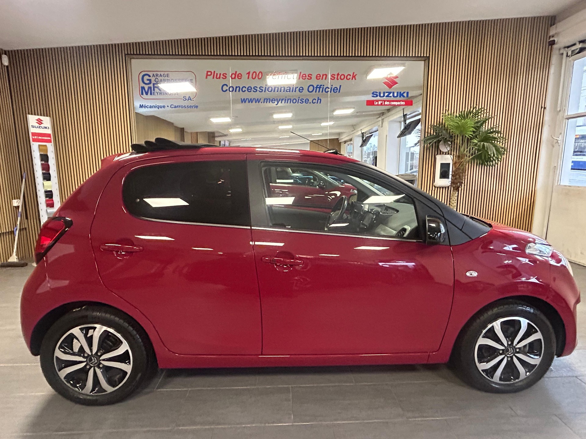 CITROEN C1 1.0 VTi Shine Airscape ETG