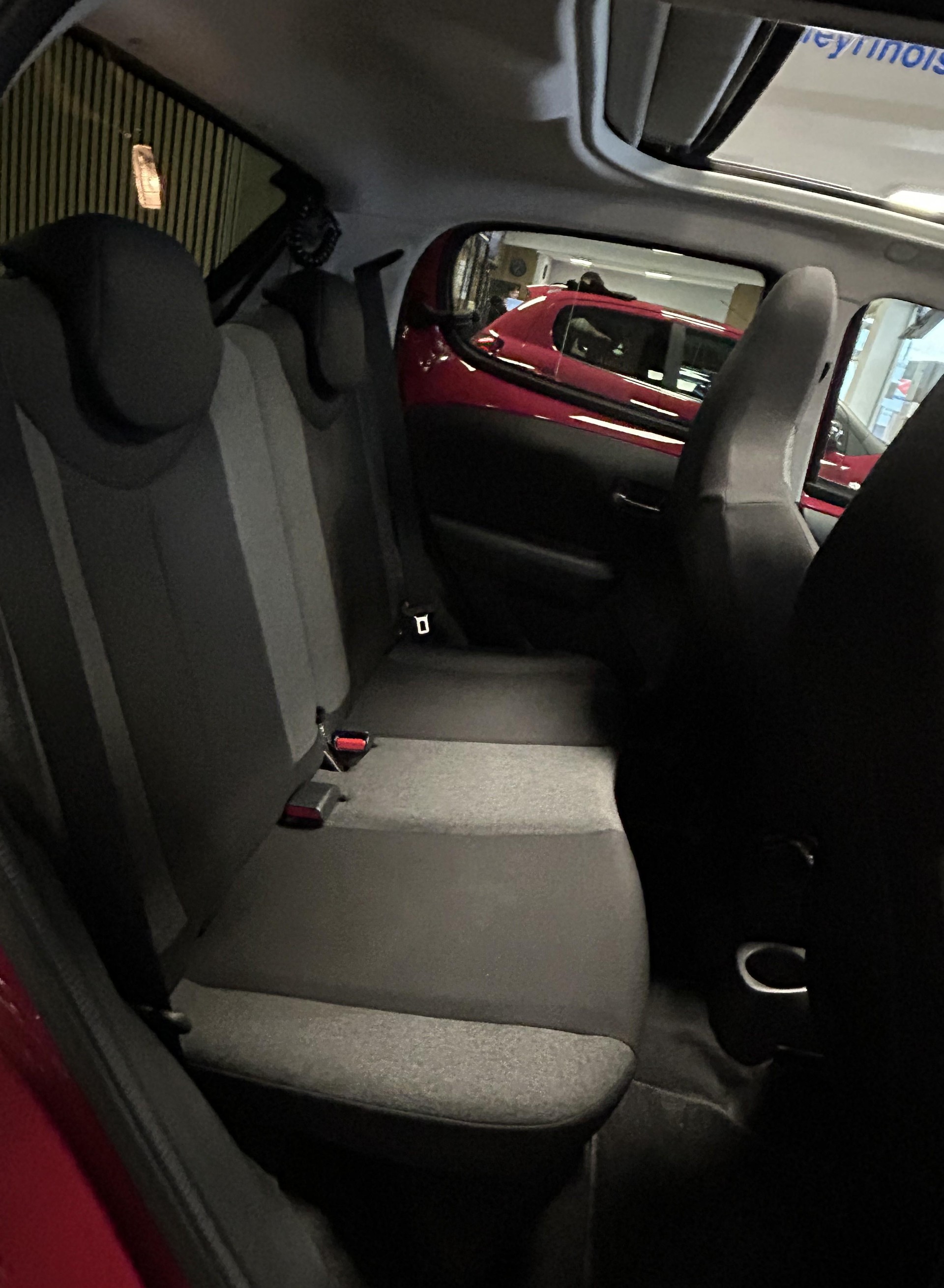 CITROEN C1 1.0 VTi Shine Airscape ETG-image-17