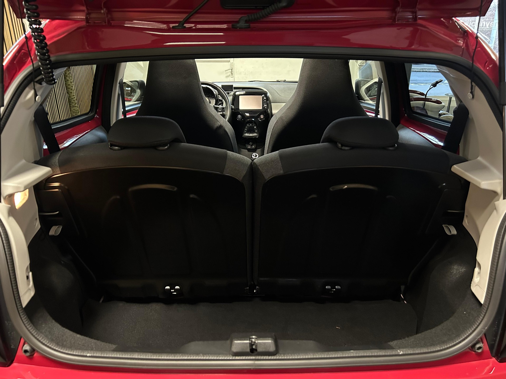 CITROEN C1 1.0 VTi Shine Airscape ETG-image-19