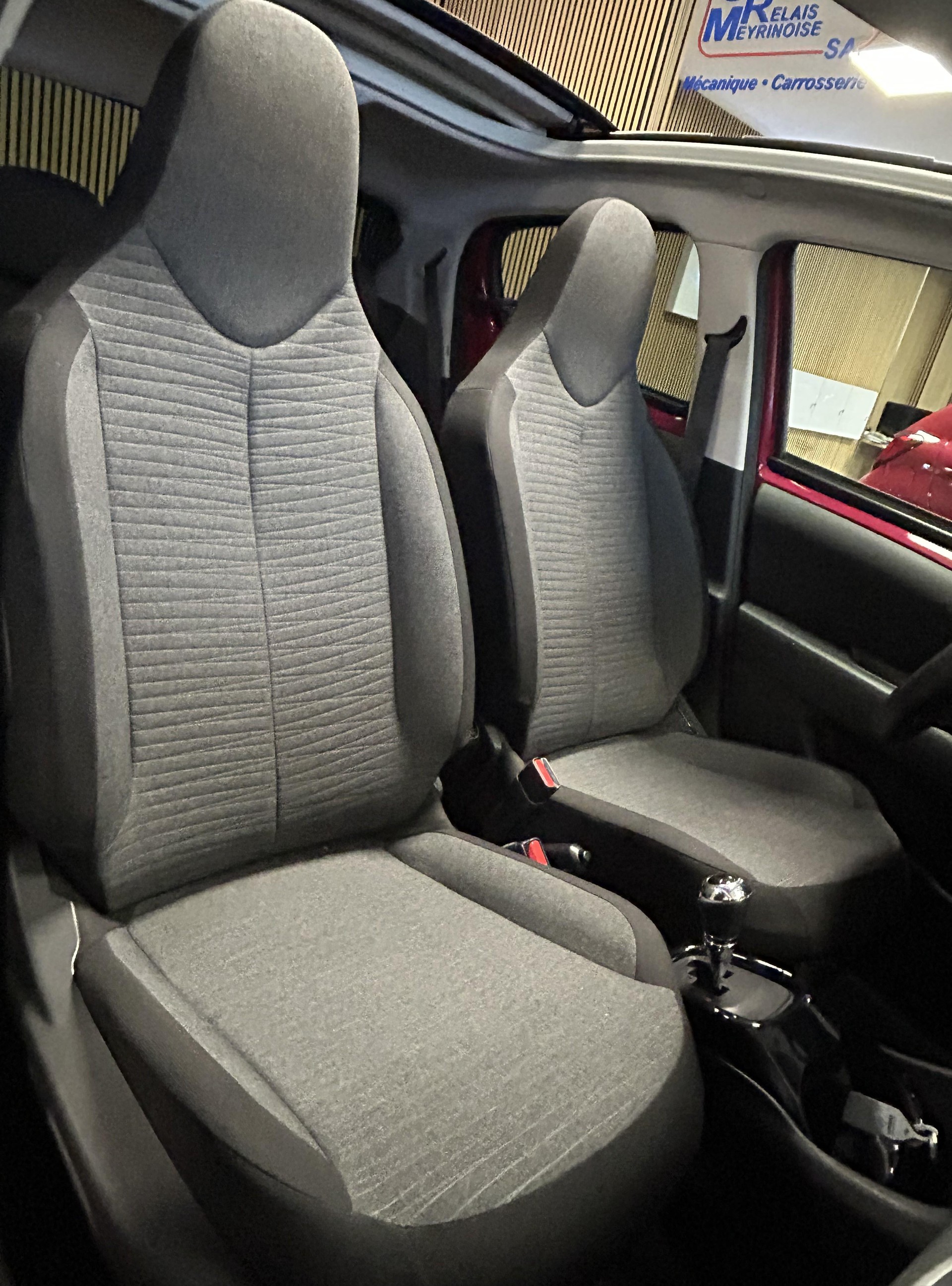 CITROEN C1 1.0 VTi Shine Airscape ETG-image-16