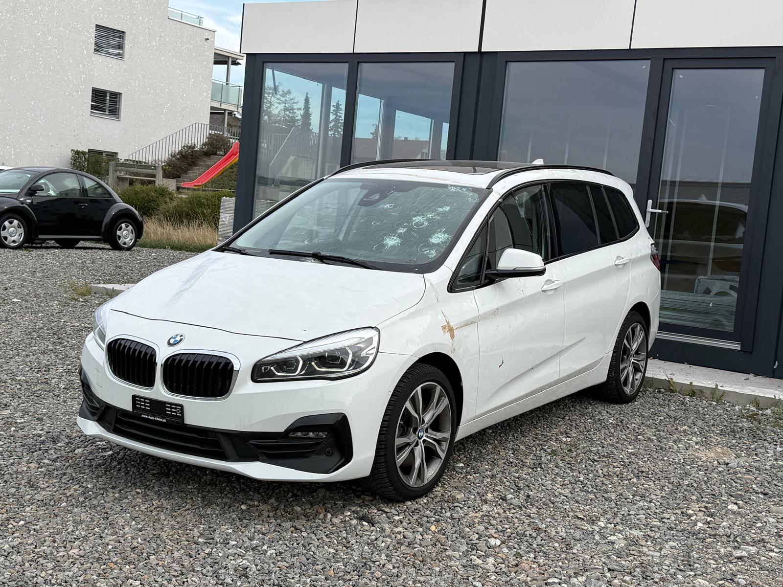BMW 218d xDrive Gran Tourer 7-Sitzer Steptronic Sport Line **HAGELSCHADEN** **Jetzt nur noch CHF 12'900.- statt CHF 19'900.-**-image-4