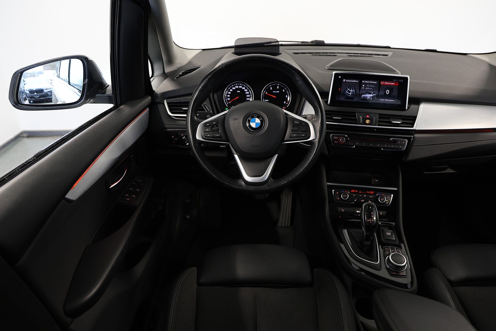BMW 218d xDrive Gran Tourer 7-Sitzer Steptronic Sport Line-image-9