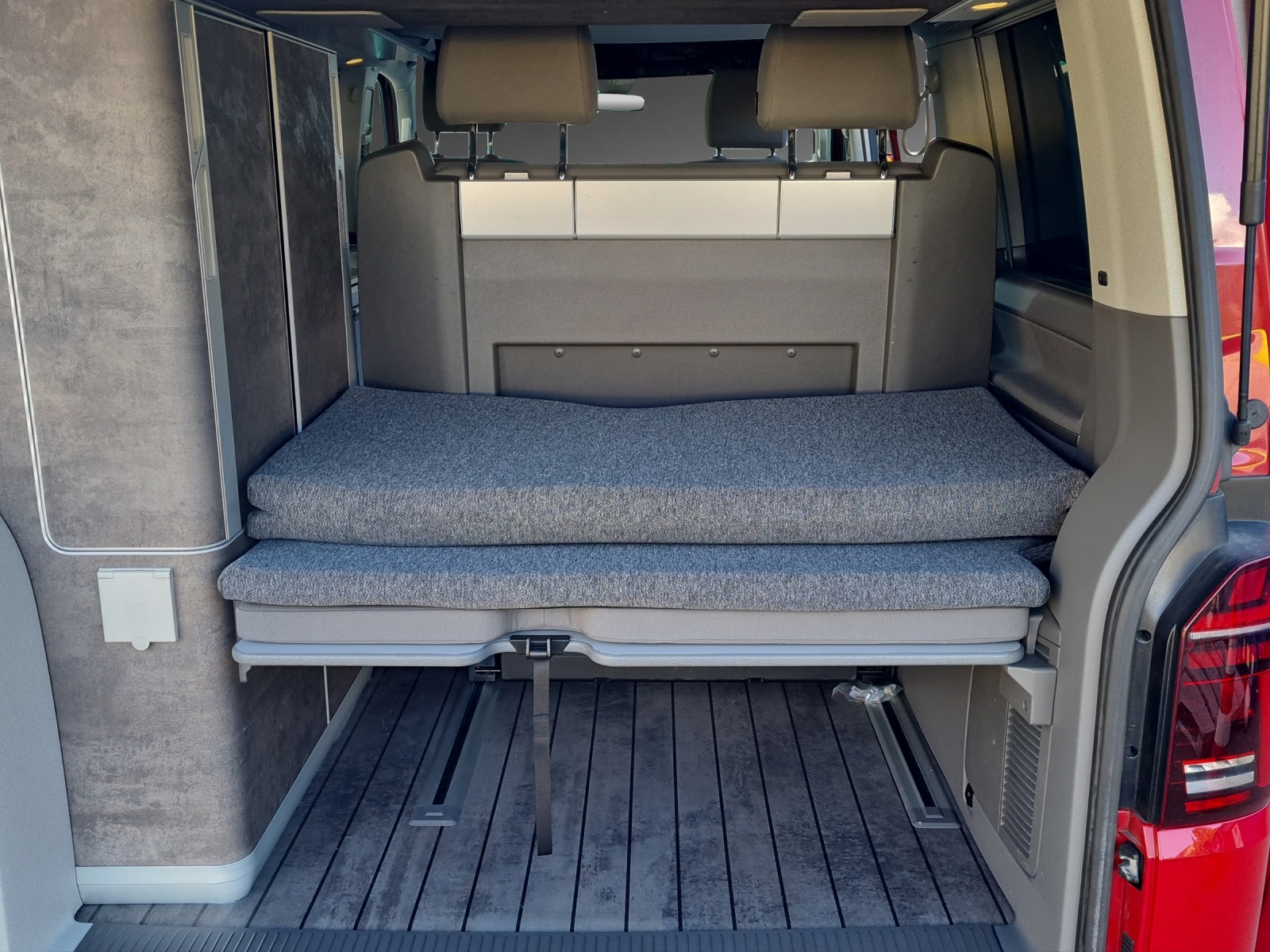 VW T6.1 California 2.0 Bi-TDI Ocean 4Motion DSG-image-9