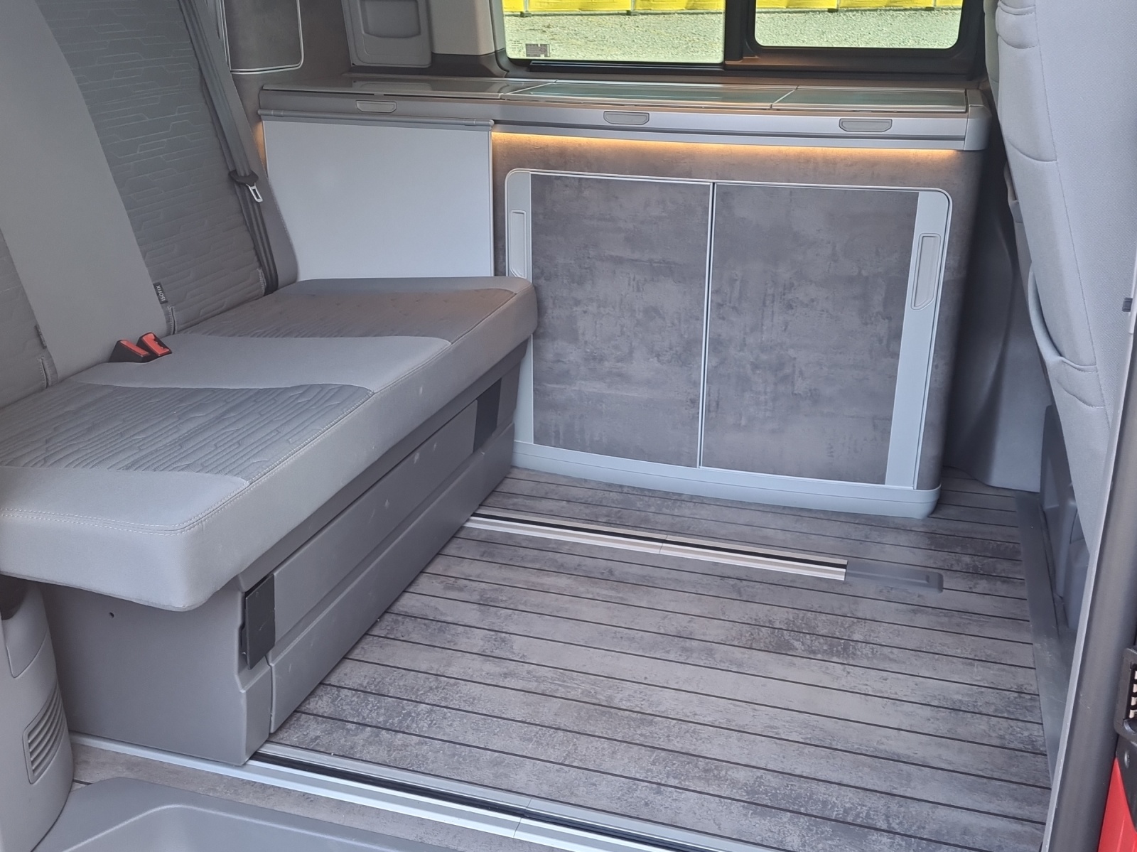 VW T6.1 California 2.0 Bi-TDI Ocean 4Motion DSG-image-6