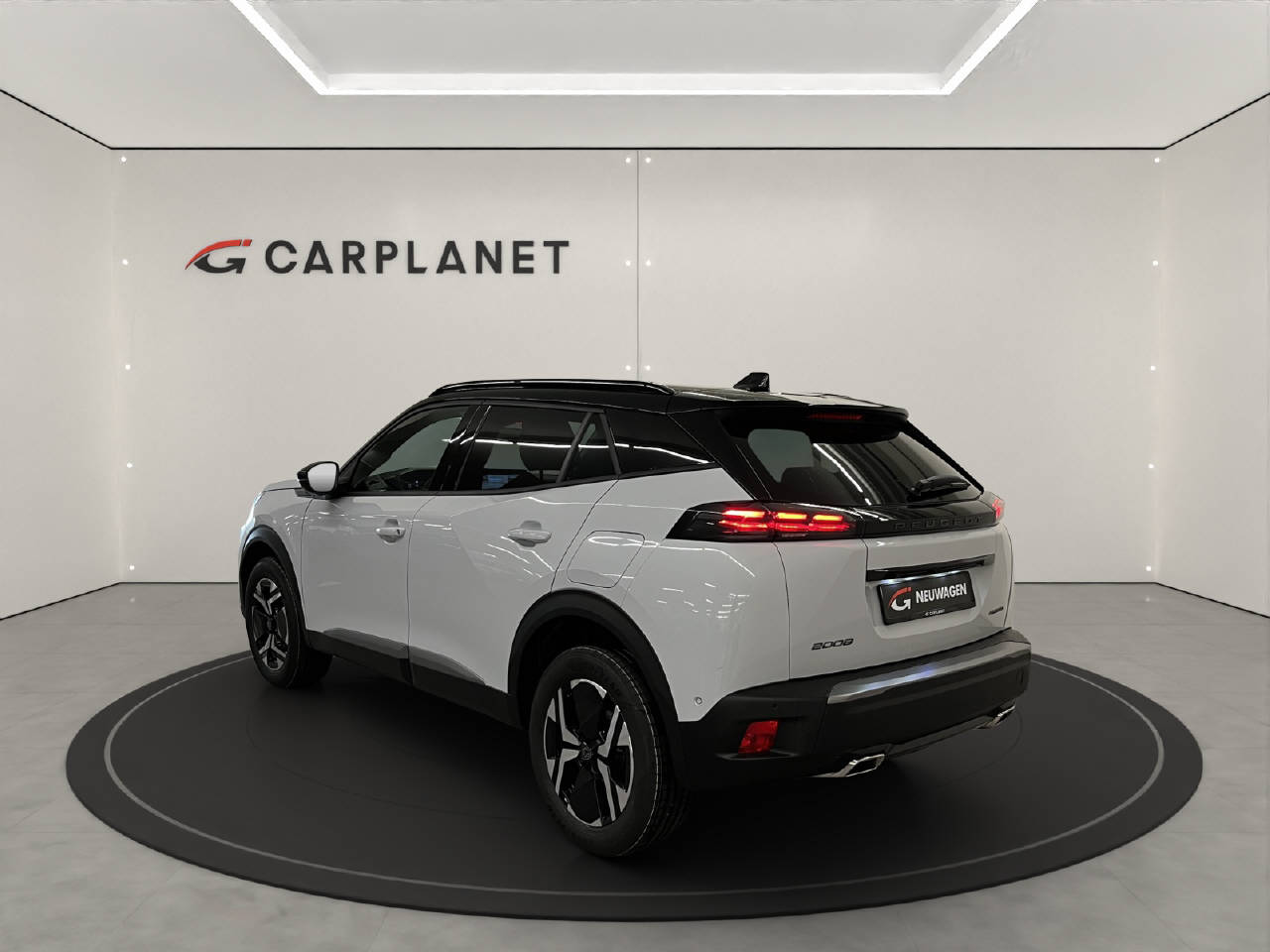 PEUGEOT 2008 1.2 Hybrid 145 GT-image-2