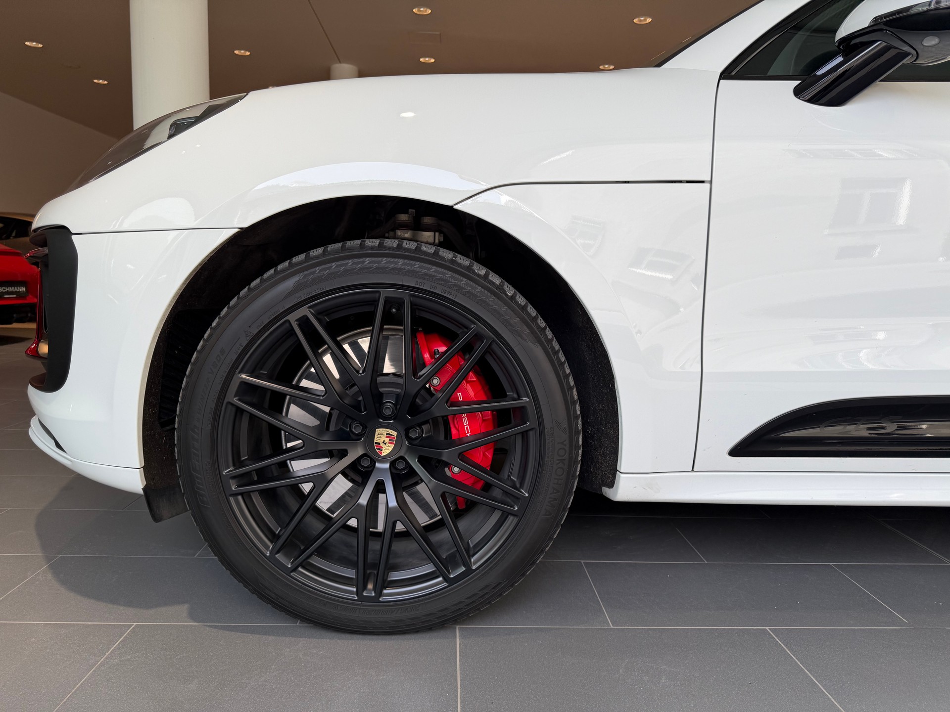 PORSCHE Macan GTS PDK-image-5