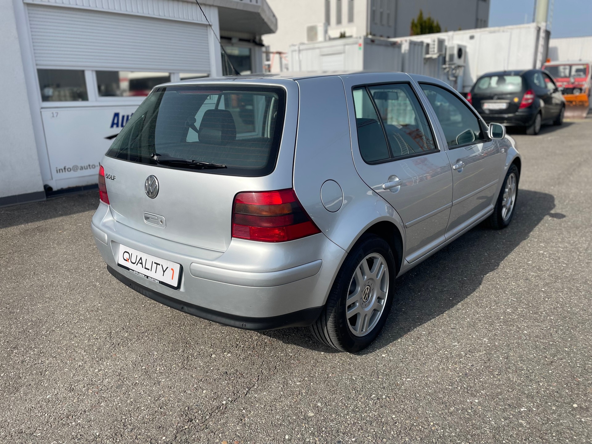 VW Golf 1.8 T GTI Automat-image-3
