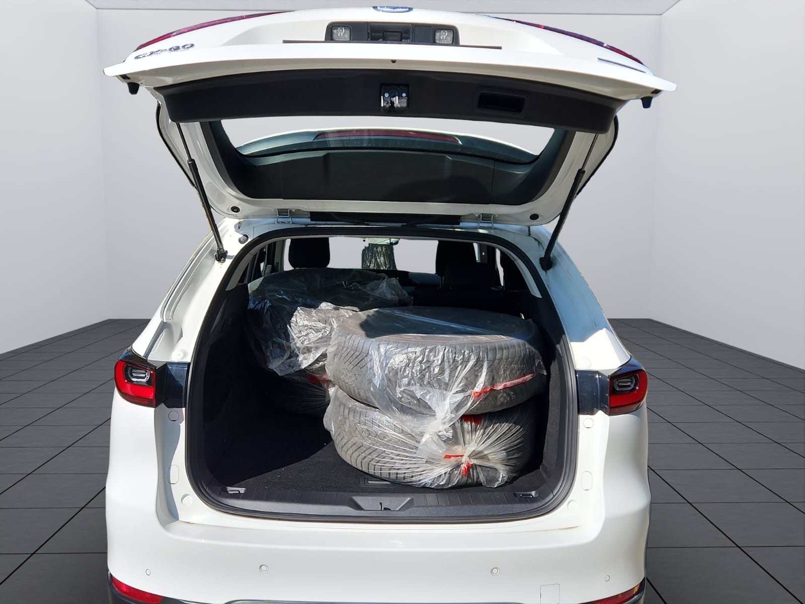MAZDA CX-60 e-Skyactiv PHEV 327 AWD Prime-Line-image-6
