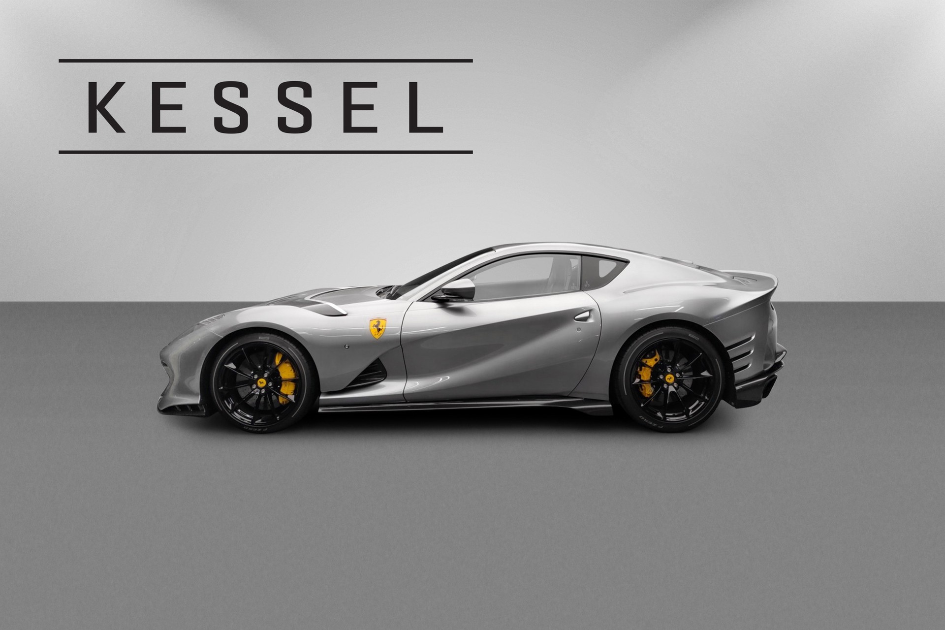 FERRARI 812 Competizione-image-3
