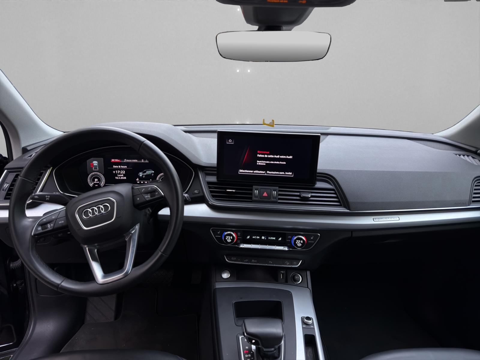 AUDI Q5 50 TFSI e PHEV quattro S-tronic-image-8