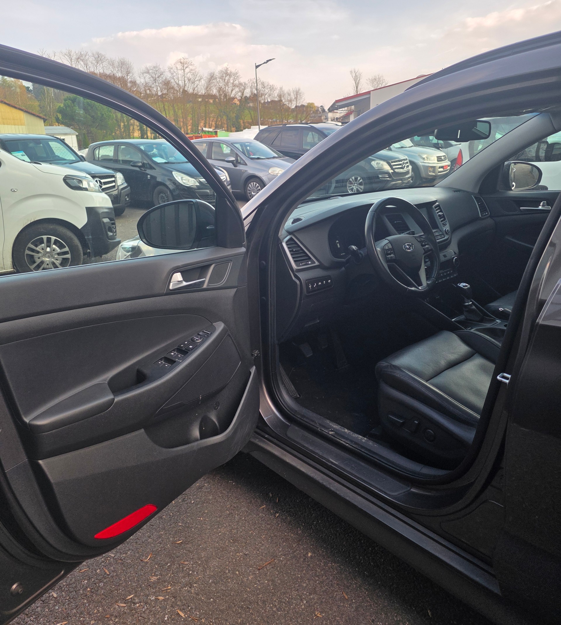 HYUNDAI Tucson 2.0 CRDI Vertex 4WD-image-11