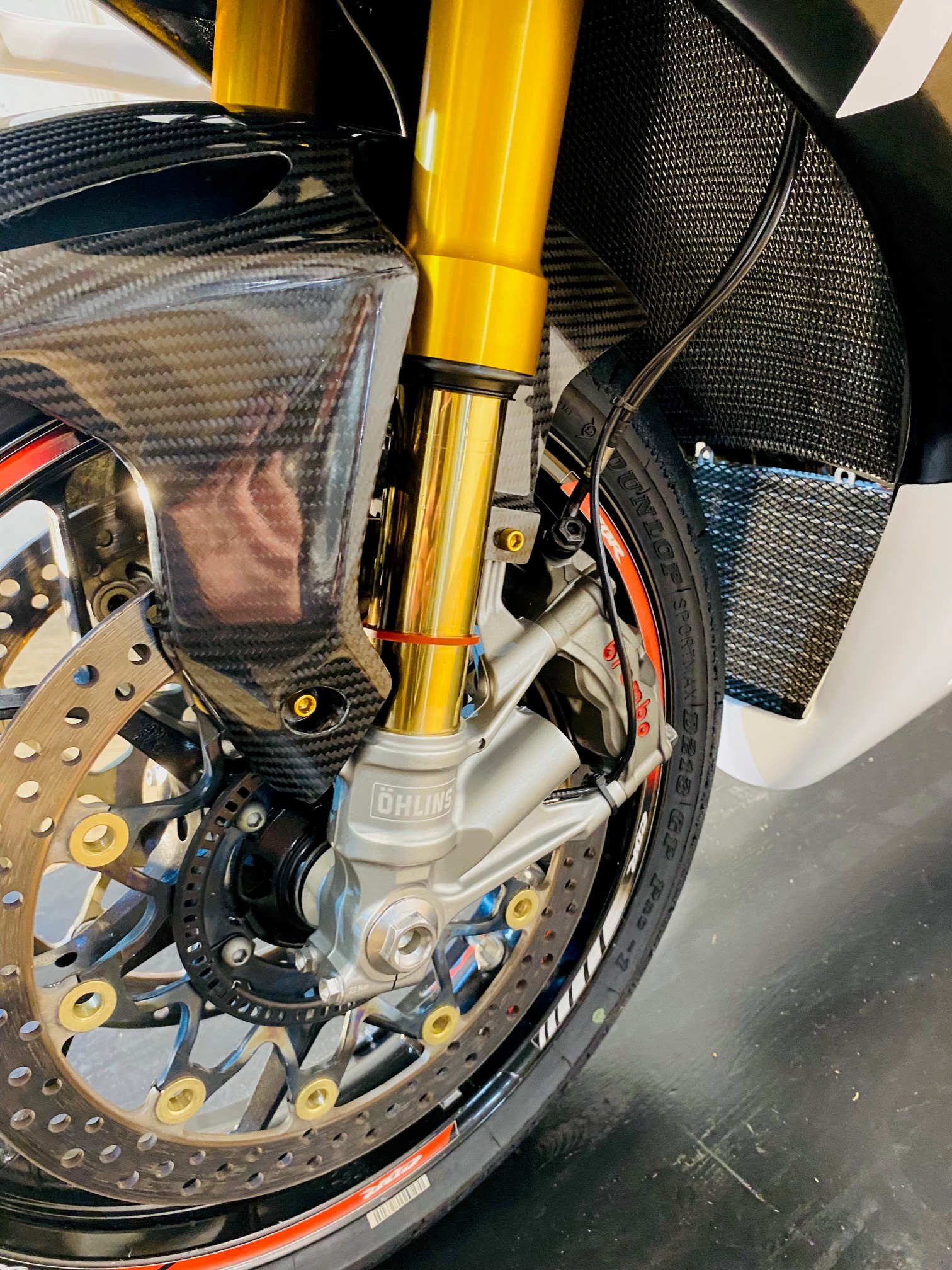 HONDA CBR 1000 RR-R SP-image-12