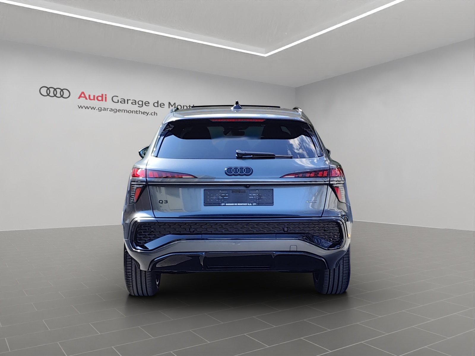 AUDI Q3 SUV TFSI quattro 150 kW S tronic-image-3