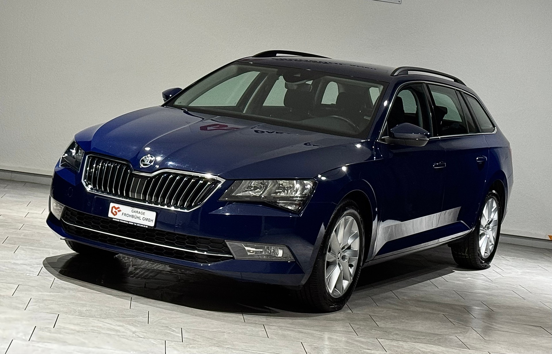 SKODA Superb Combi 1.8 TSI Ambition DSG | 1.Hand | AHK 1800Kg |