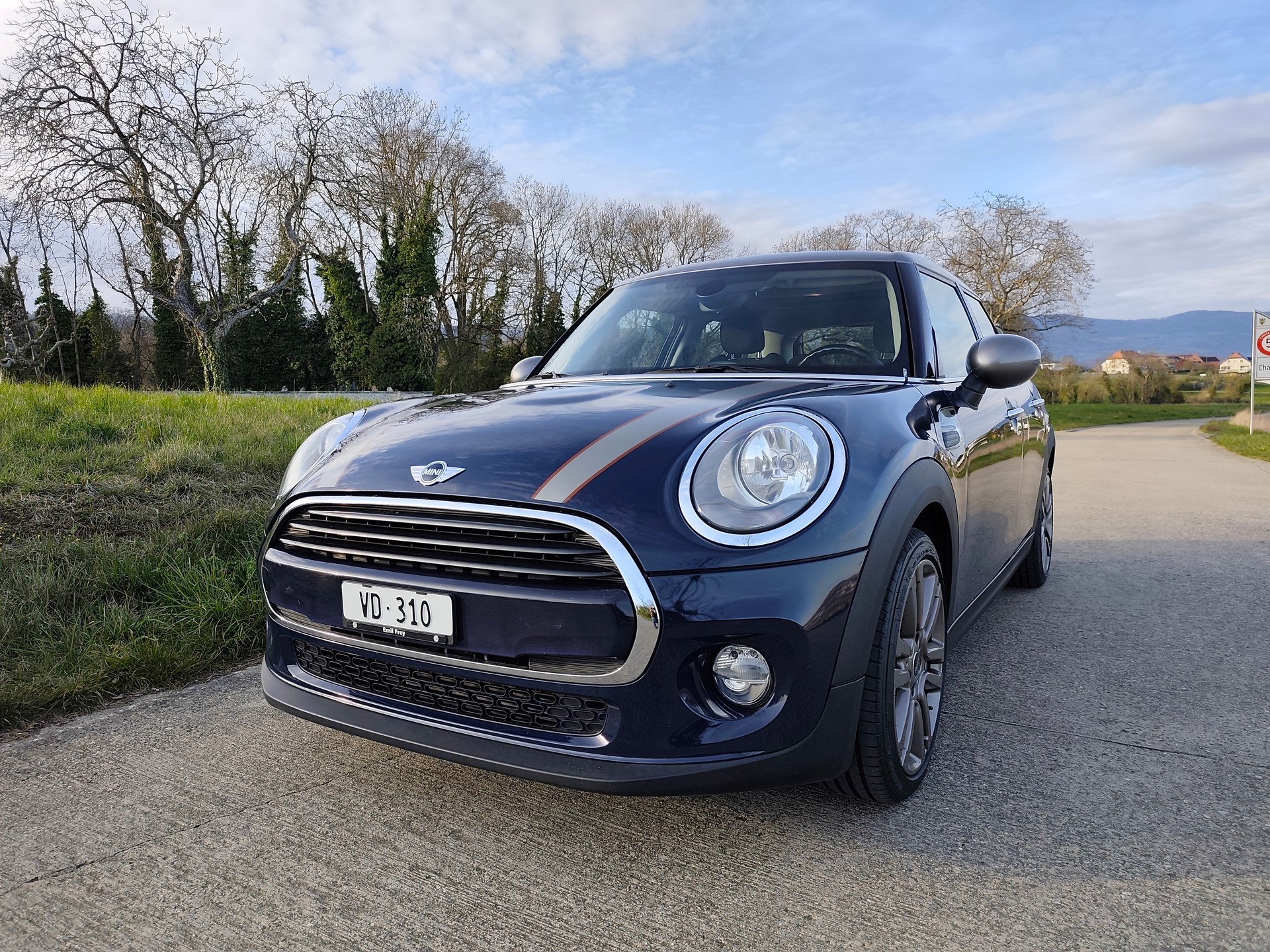 MINI Cooper-image-1
