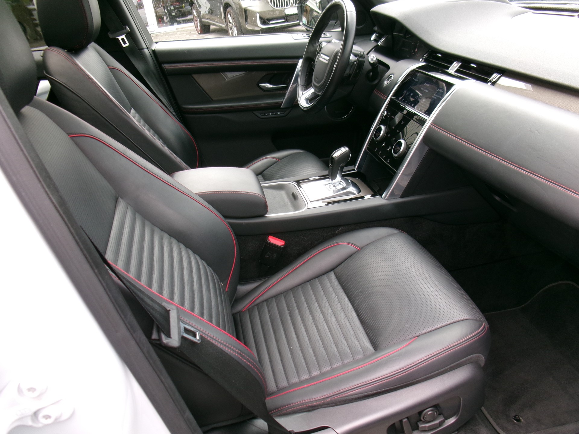 LAND ROVER Discovery Sport R Dyn D240 2.0D SD4 MHEV HSE AT9-image-3