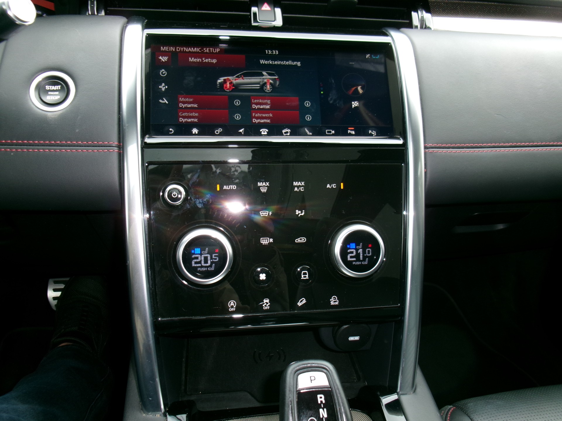 LAND ROVER Discovery Sport R Dyn D240 2.0D SD4 MHEV HSE AT9-image-13