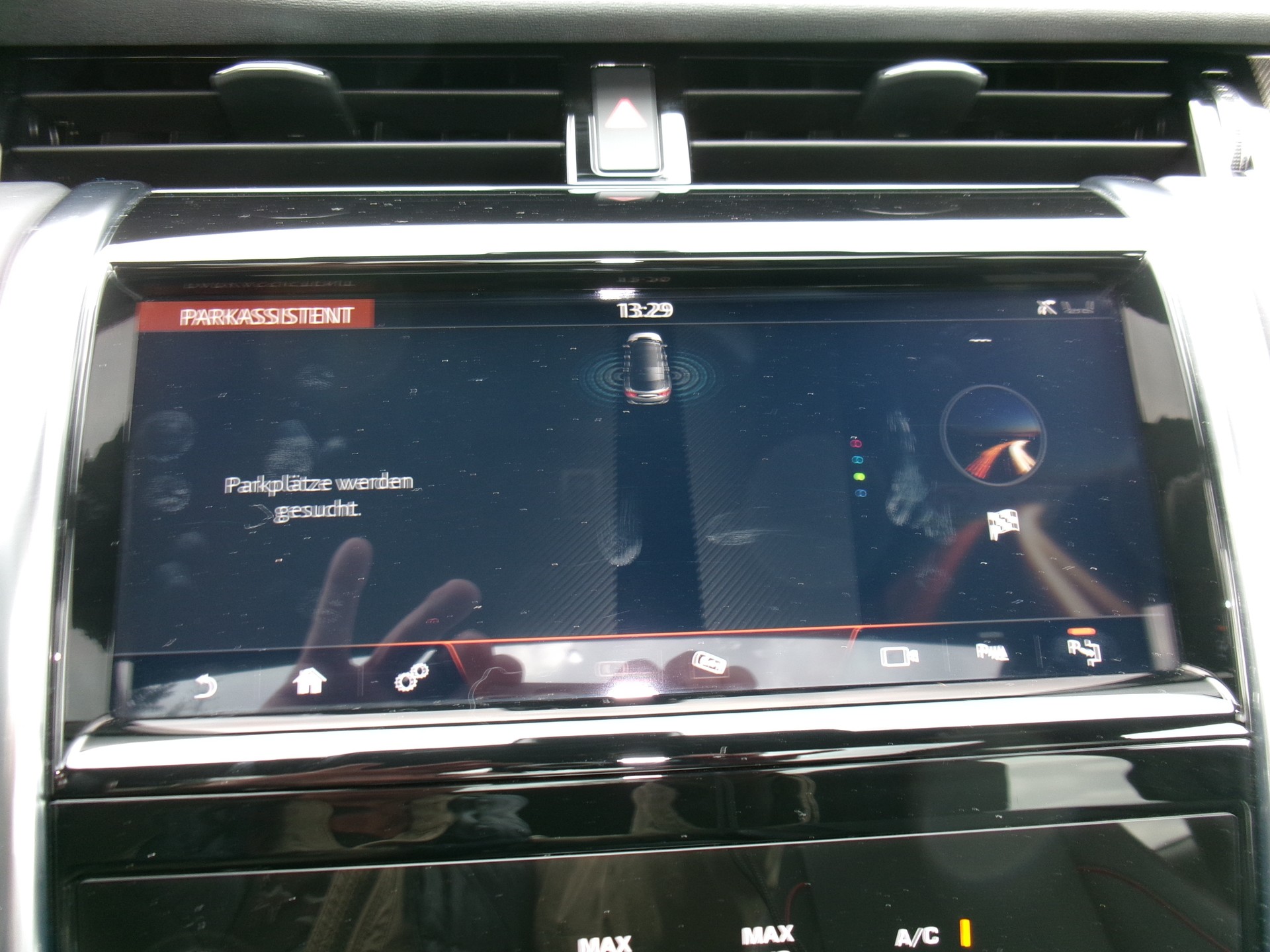 LAND ROVER Discovery Sport R Dyn D240 2.0D SD4 MHEV HSE AT9-image-10