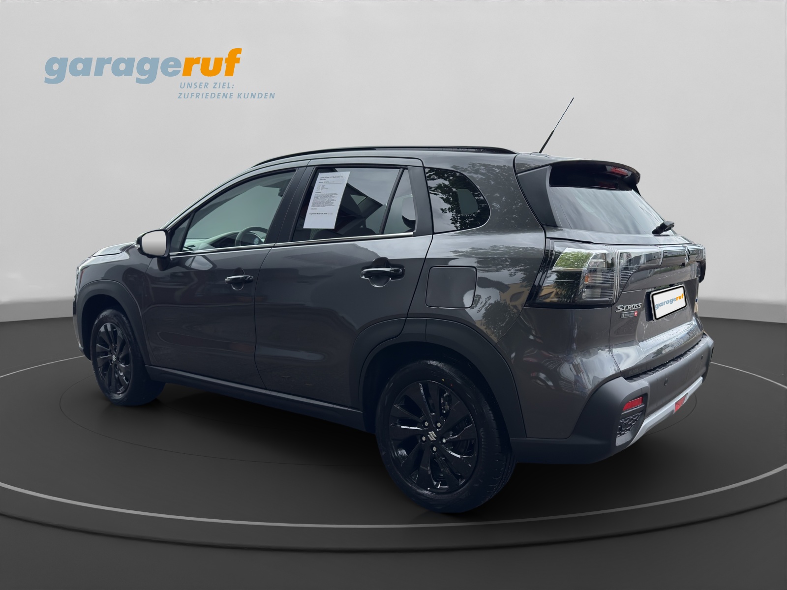 SUZUKI S-Cross 1.4 T Black Edition Top Hybrid 4x4-image-4