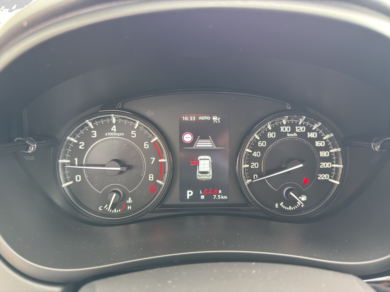 SUZUKI S-Cross 1.4 T Black Edition Top Hybrid 4x4-image-11
