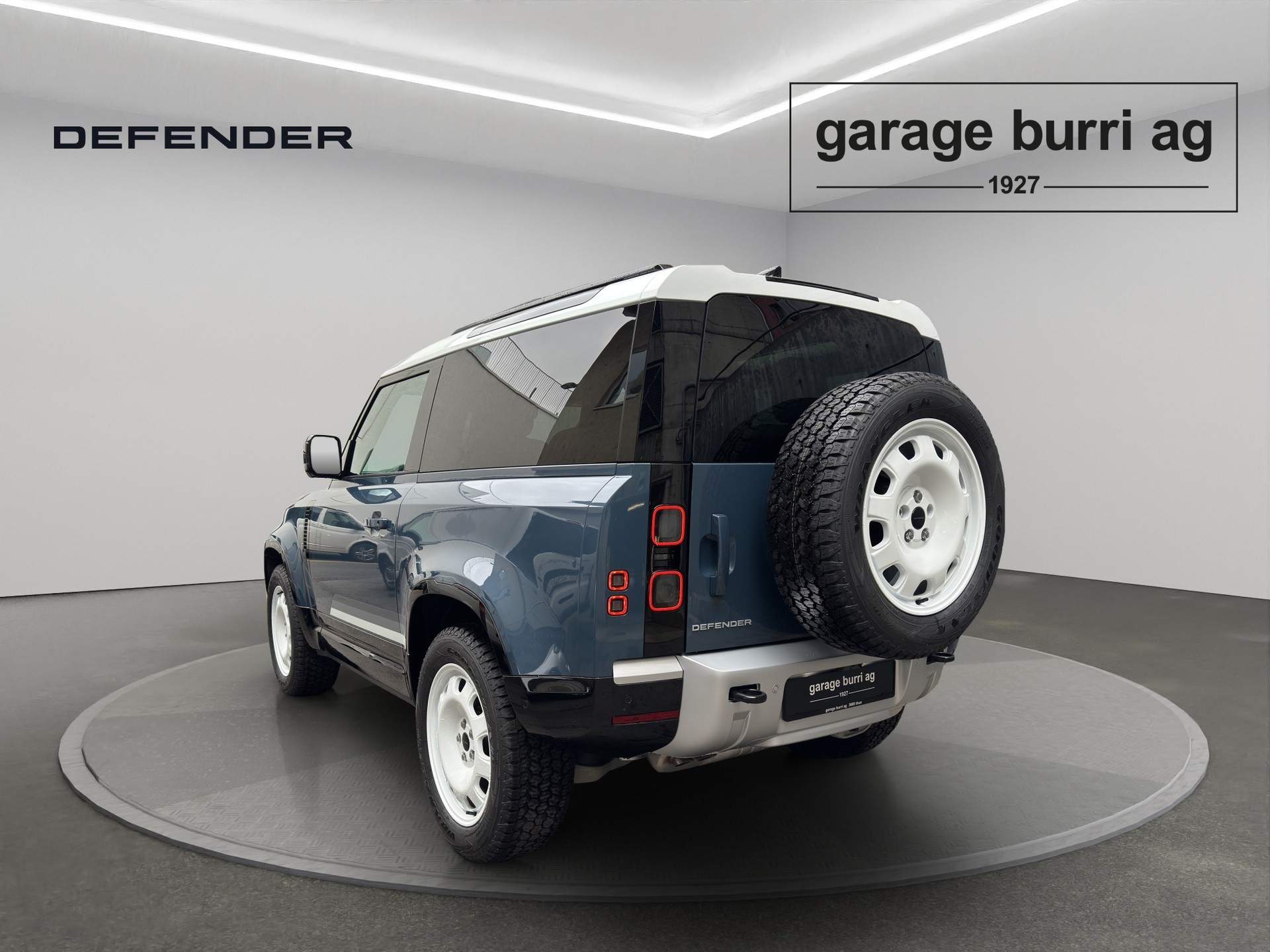 LAND ROVER Defender 90 3.0 D I6 250 X-Dynamic SE-image-1