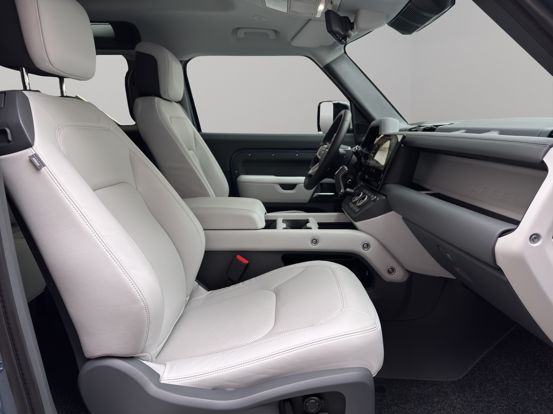 LAND ROVER Defender 90 3.0 D I6 250 X-Dynamic SE-image-12