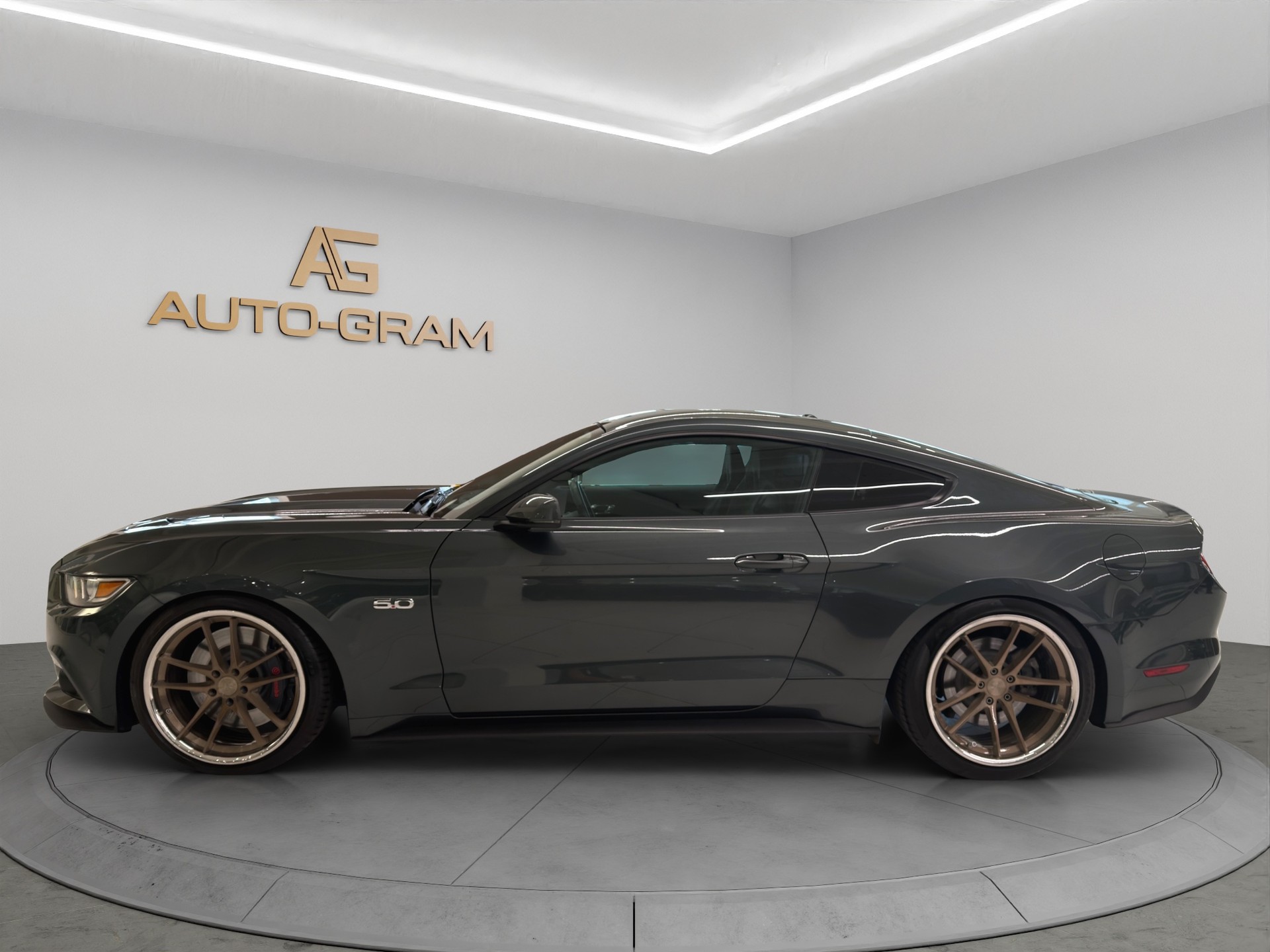 FORD MUSTANG-image-1