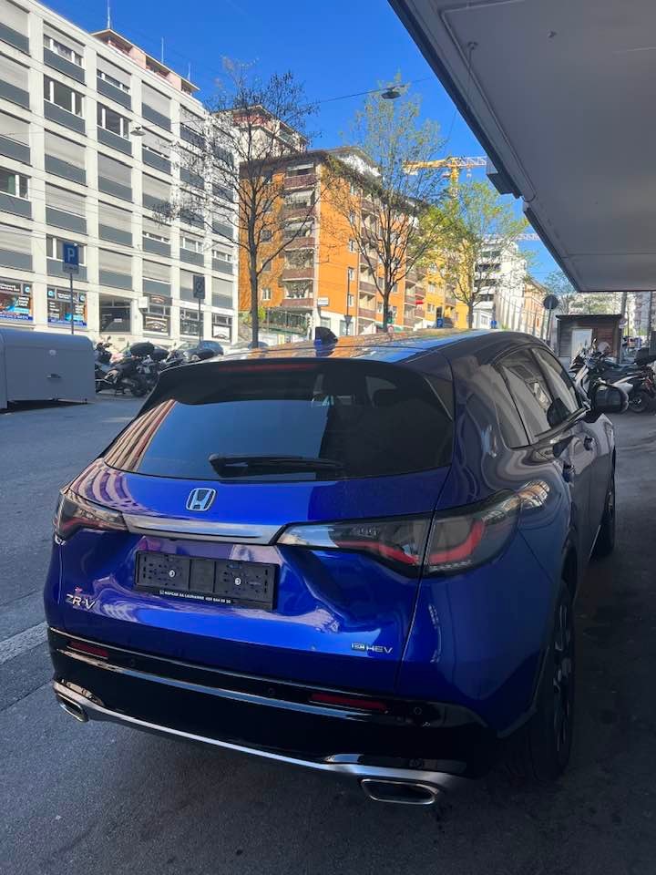HONDA ZR-V 2.0i MMD Hybrid Advance Automatic-image-3