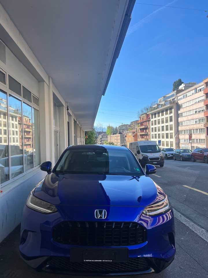 HONDA ZR-V 2.0i MMD Hybrid Advance Automatic-image-7