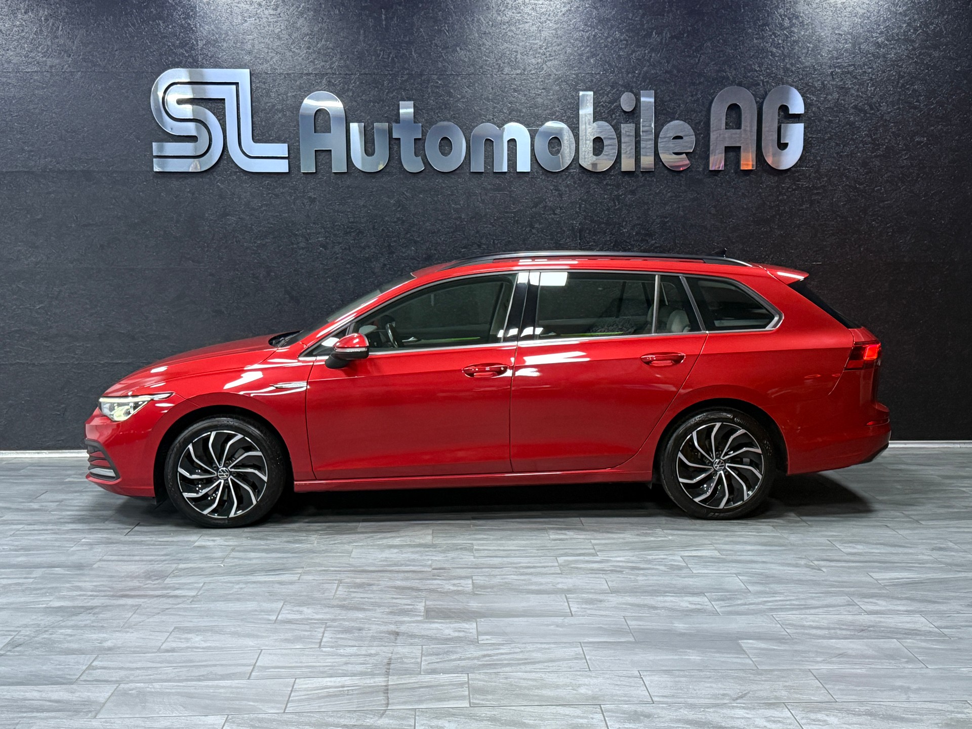 VW Golf Variant 2.0 TDI Style DSG-image-4