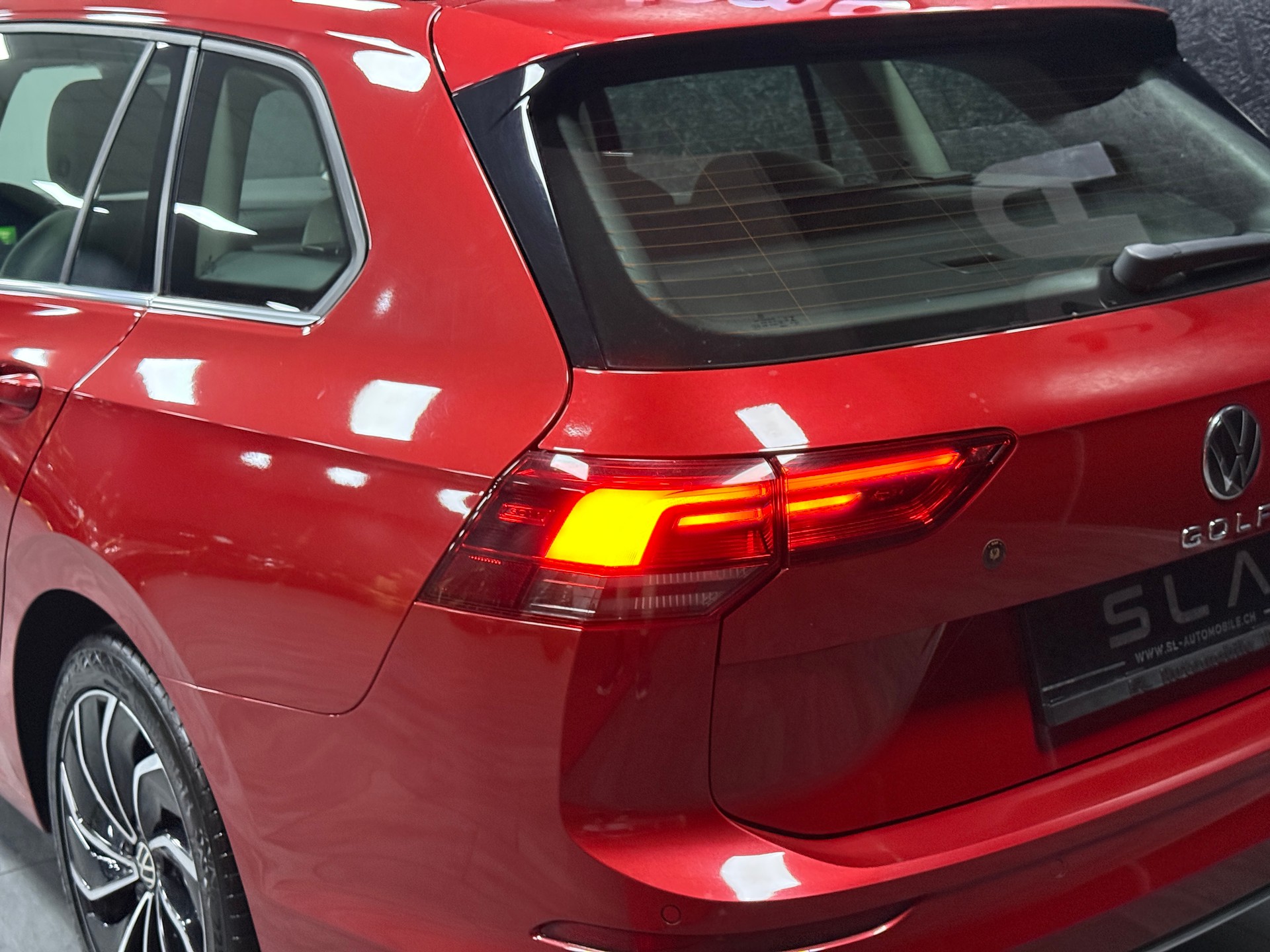VW Golf Variant 2.0 TDI Style DSG-image-7