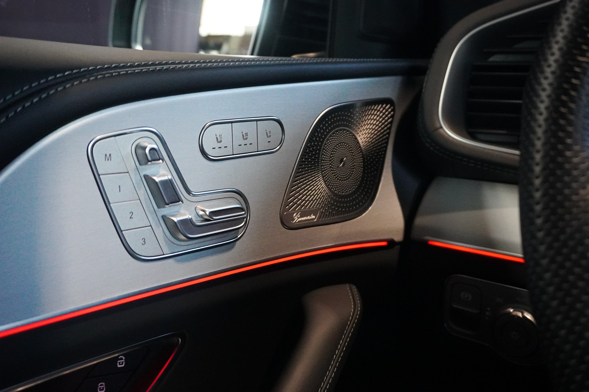 MERCEDES-BENZ GLE 53 AMG 4Matic+ 9G-Speedshift-image-10