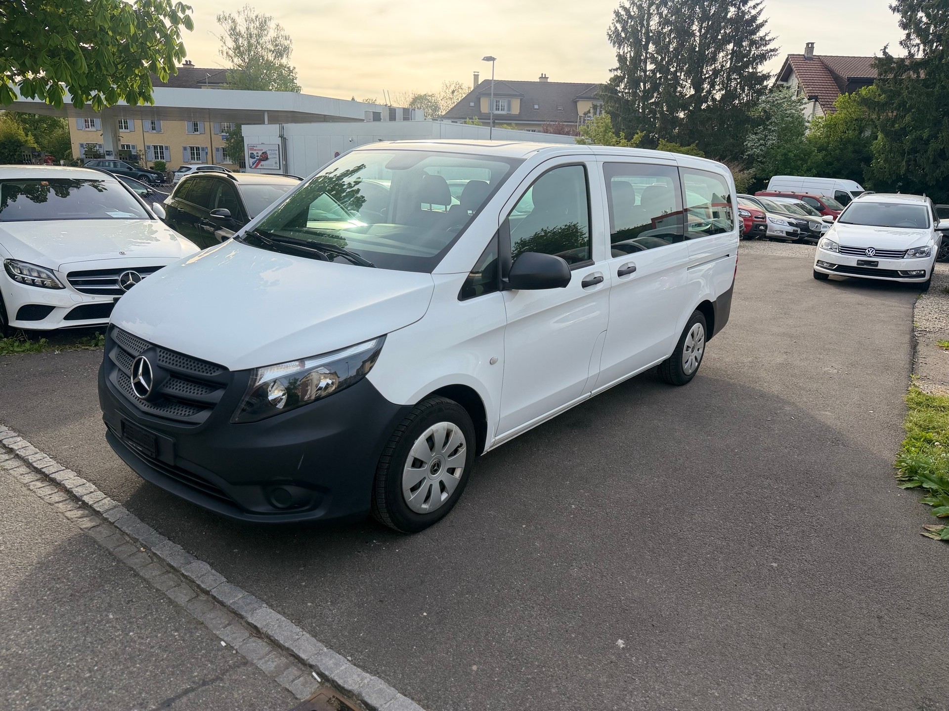 MERCEDES-BENZ Vito 111 BlueTec Tourer Pro EL-image-1