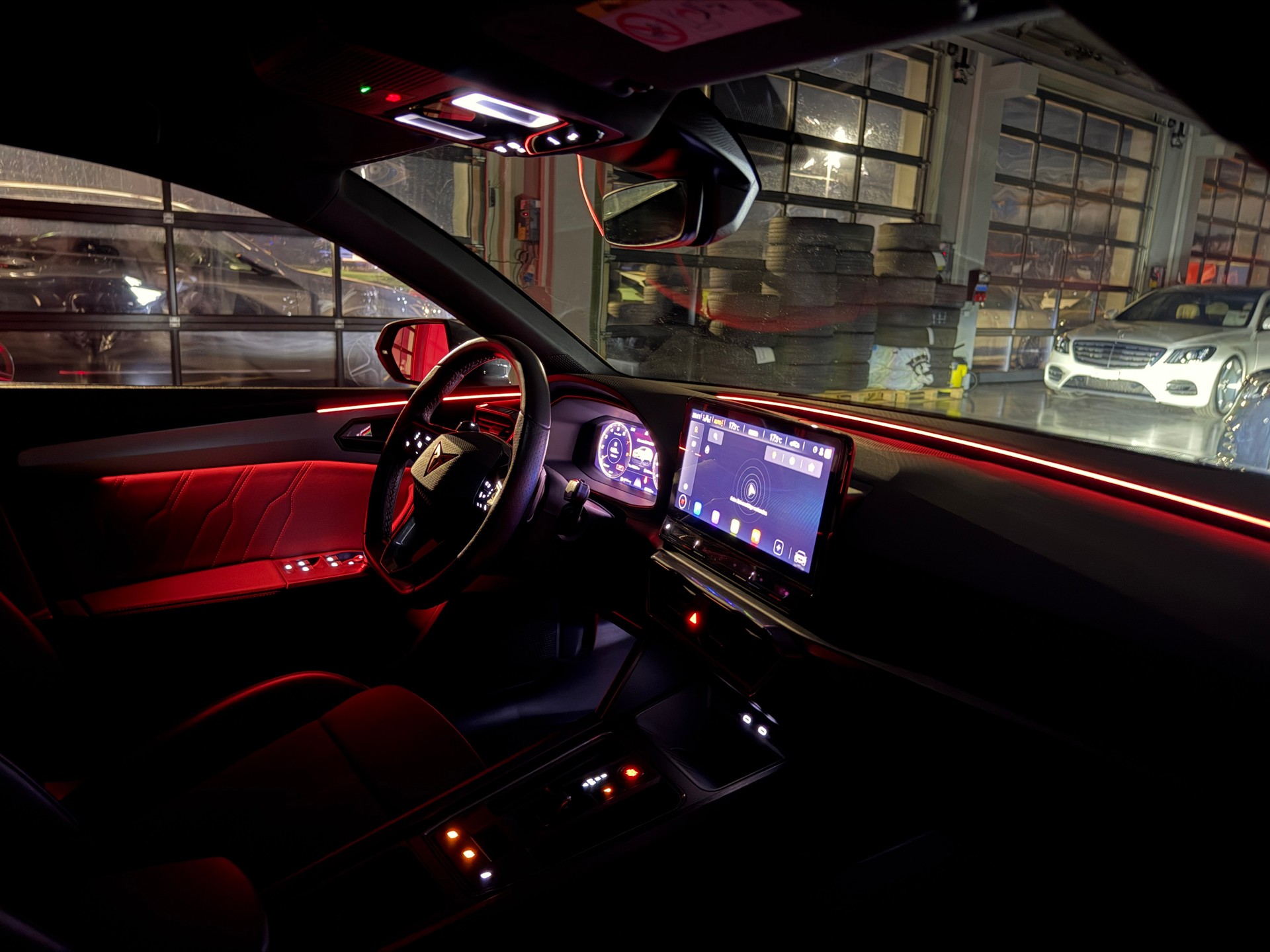 CUPRA Leon 1.5 eTSI DSG *Intelligent Drive Pack*Frisch MFK*Lückenlose Servicehistorie bei CUPRA*-image-18