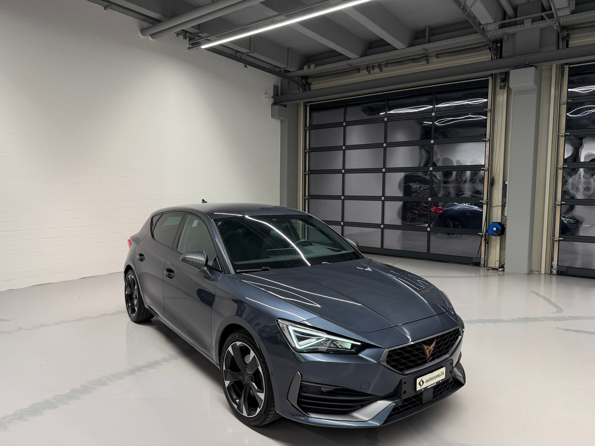 CUPRA Leon 1.5 eTSI DSG *Intelligent Drive Pack*Frisch MFK*Lückenlose Servicehistorie bei CUPRA*-image-7