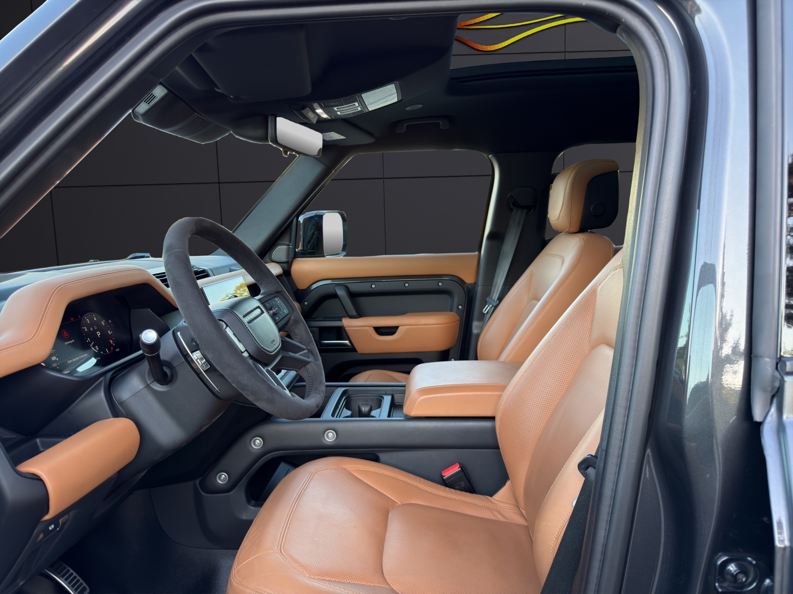 LAND ROVER Defender 110 525 V8 5.0 Carpathian Edition AT8-image-11