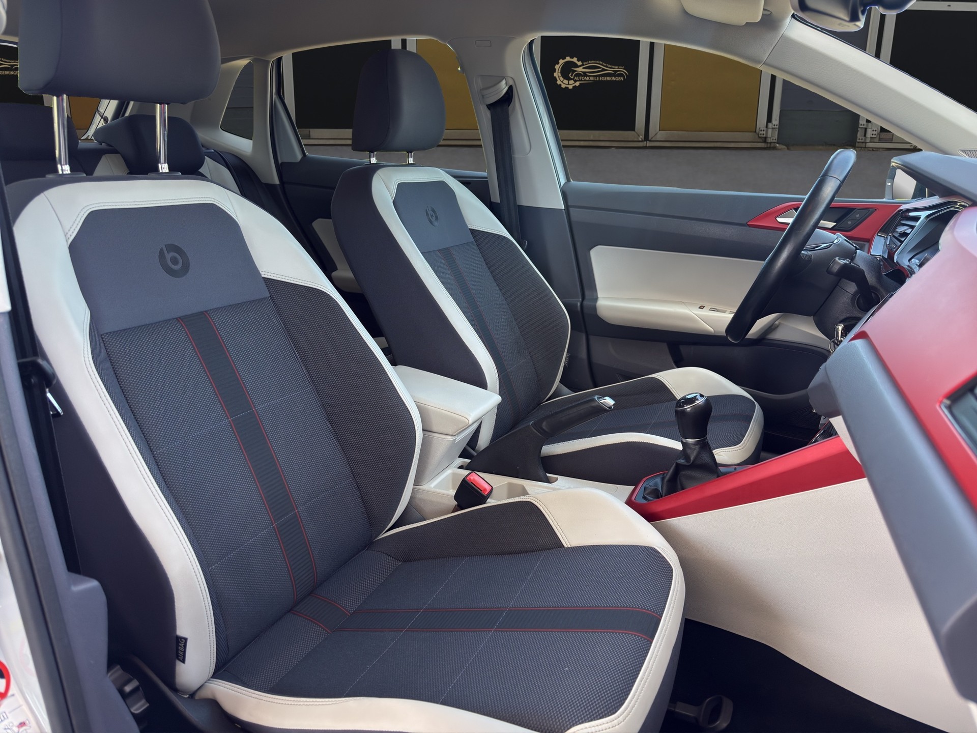 VW Polo 1.0 TSI BMT Beats-image-9