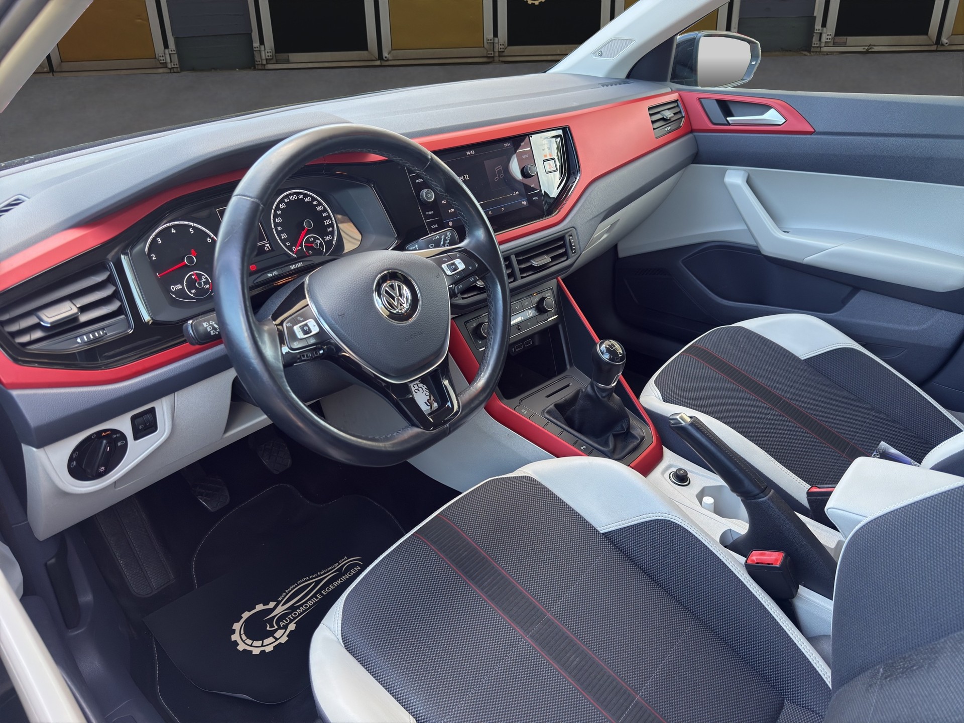 VW Polo 1.0 TSI BMT Beats-image-8