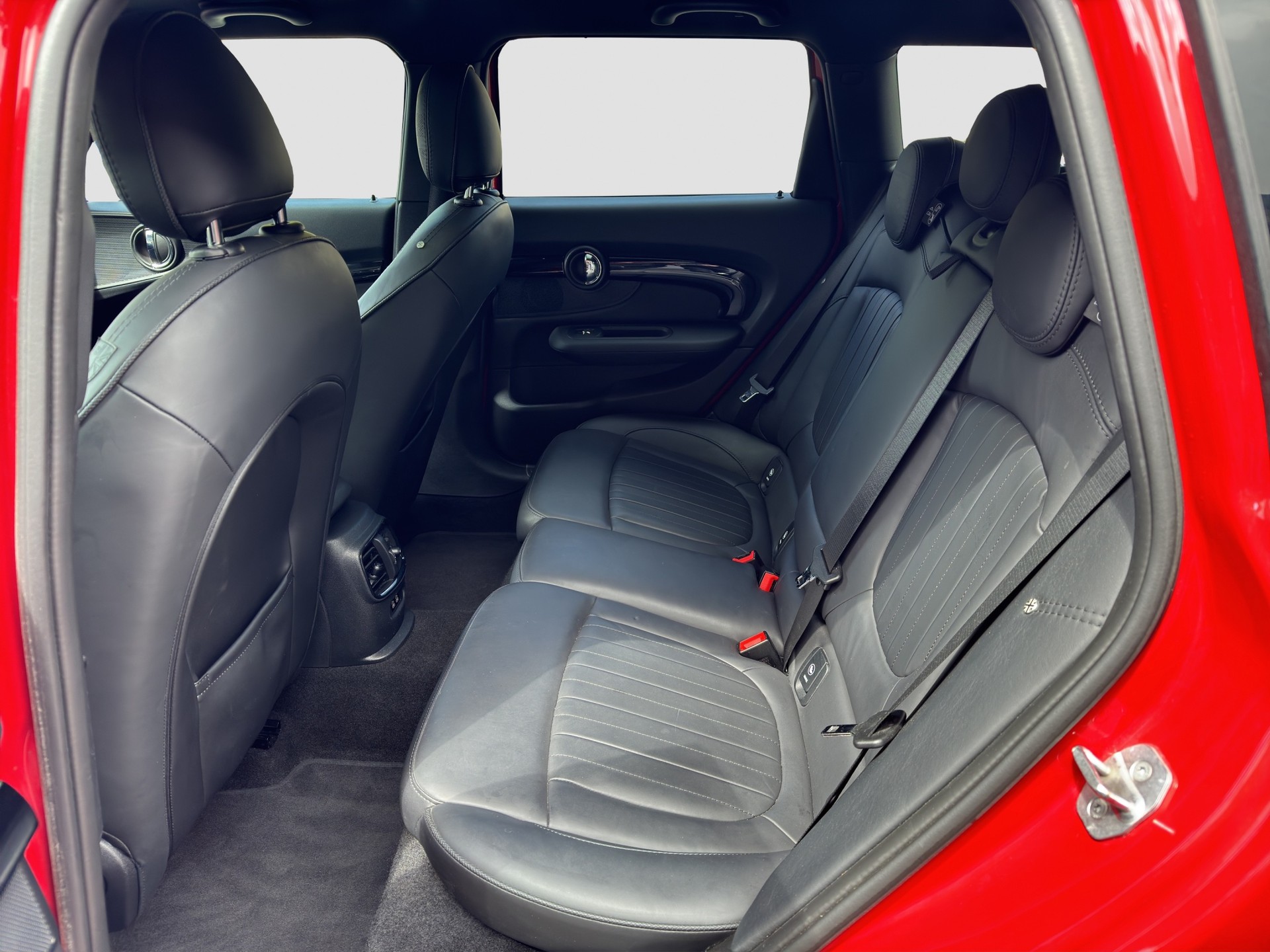 MINI Clubman Cooper S Trafalgar ALL4 Steptronic-image-10