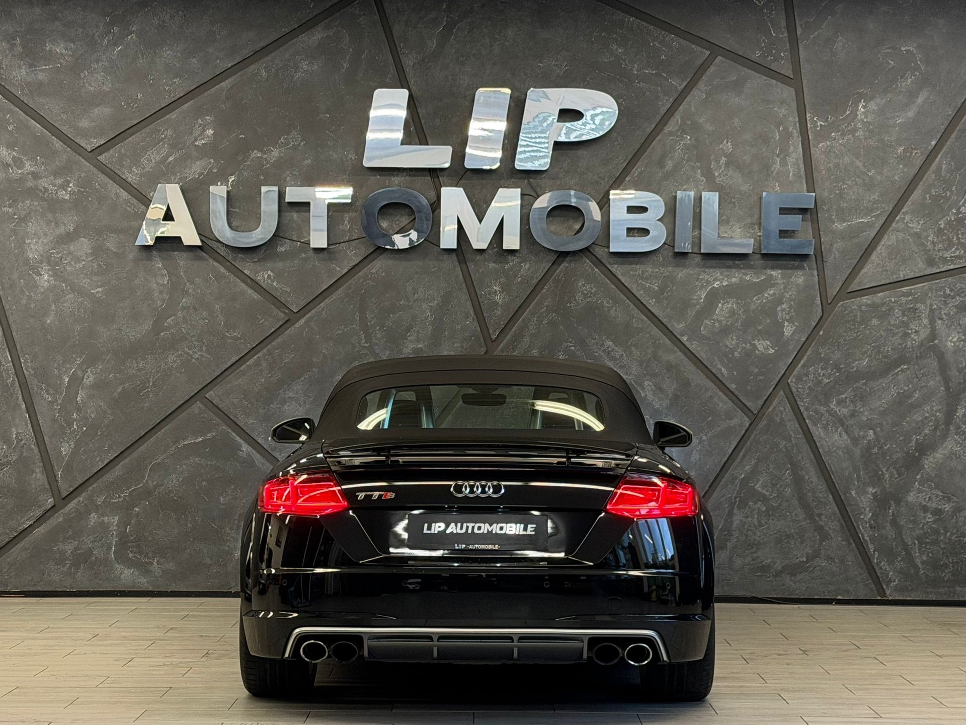 AUDI TTS Roadster 2.0 TFSI quattro S-tronic-image-6