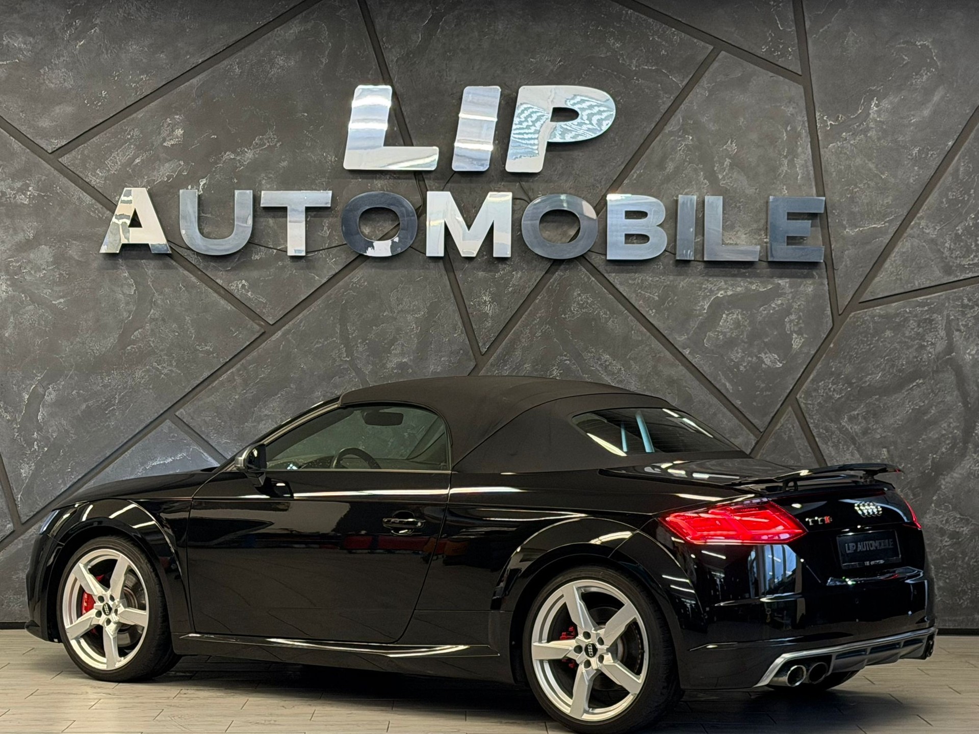AUDI TTS Roadster 2.0 TFSI quattro S-tronic-image-7
