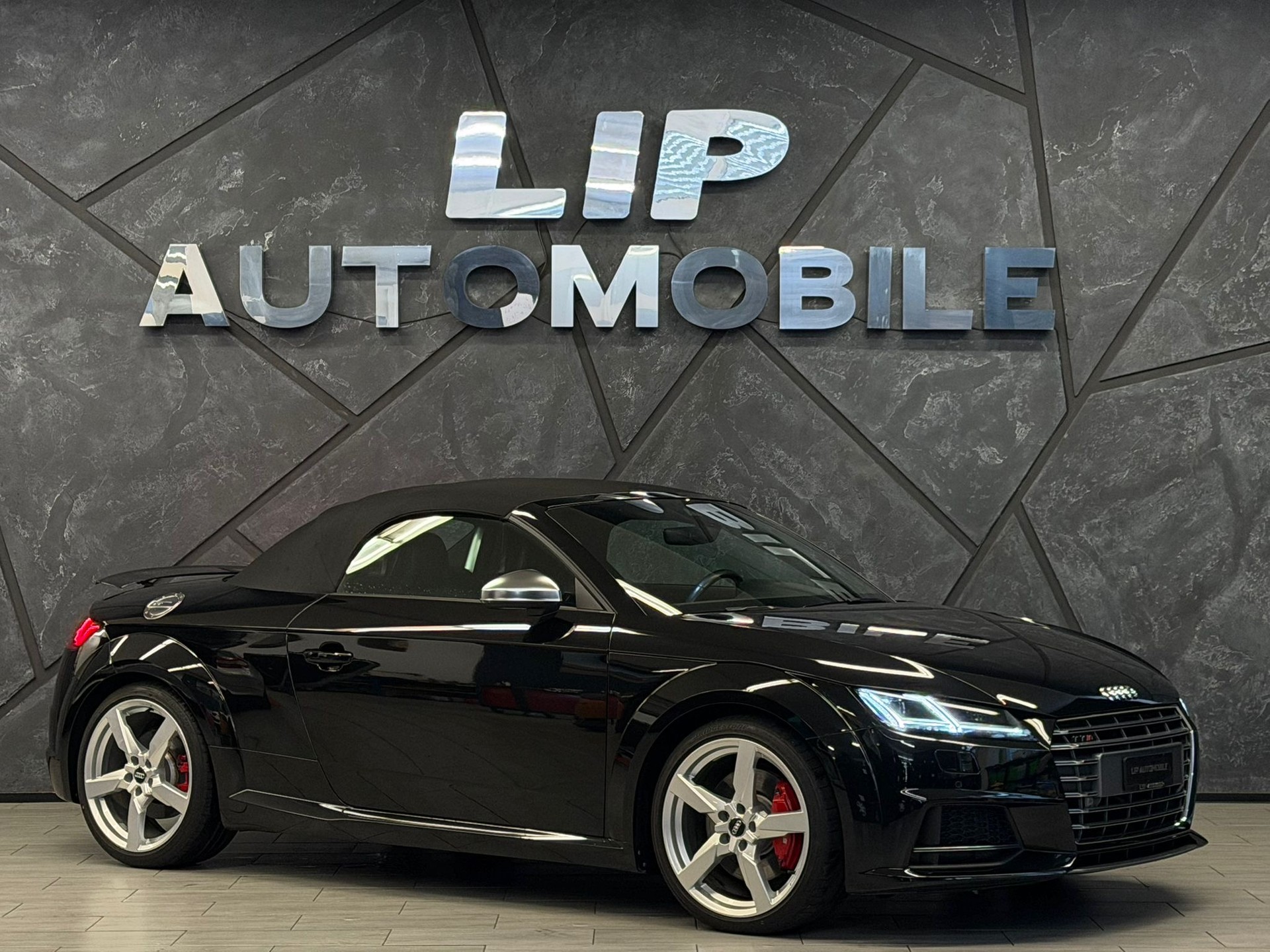AUDI TTS Roadster 2.0 TFSI quattro S-tronic-image-2